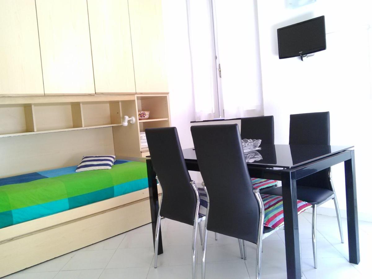 Апартаменты La Casa Nel Borgo Монтероссо-аль-Маре Экстерьер фото